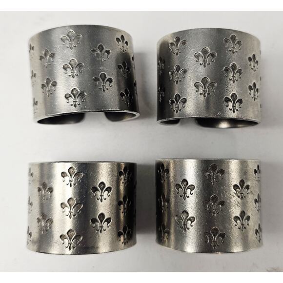 Lot Of 4 Silver Etched Fleur-De-Lis Metal Napkin Rings Handcrafted StJames Art F - Picture 1 of 6